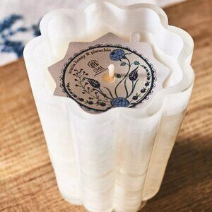 Anthropologie Turkuaz Kitchen Acacia Honey & Pistachio Glass Candle